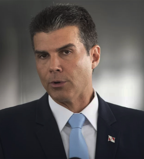 Beto Faro vende o PT de porteira fechada para Helder; a questão é se vai conseguir entregar