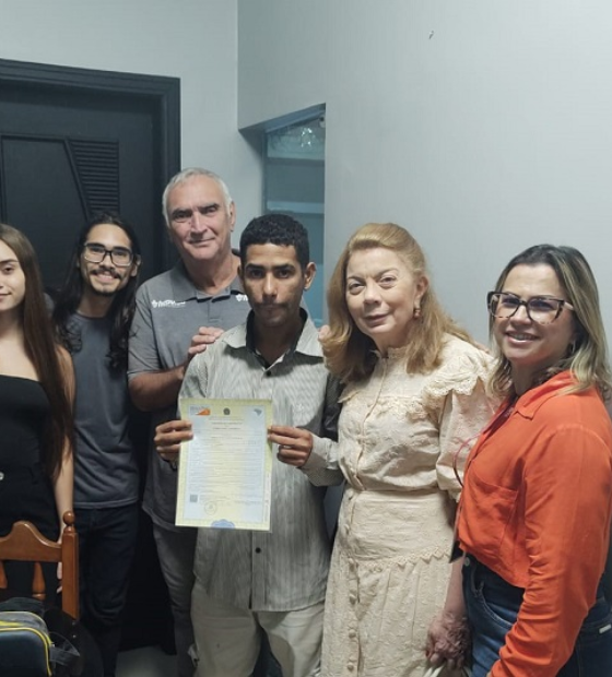 MPPA obtém registro de nascimento tardio de homem de 28 anos 