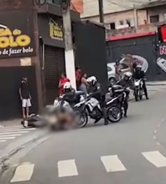 Suspeito é arrastado sobre asfalto por policiais militares após cair de moto em SP