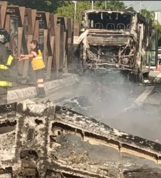  Duas pessoas morrem em queda de avião na zona oeste de SP 