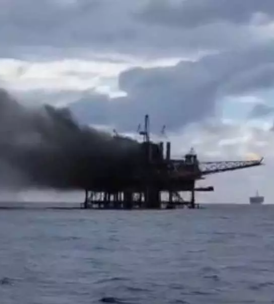 Explosão em plataforma da Petrobras deixa 11 feridos, afirma Sindipetro