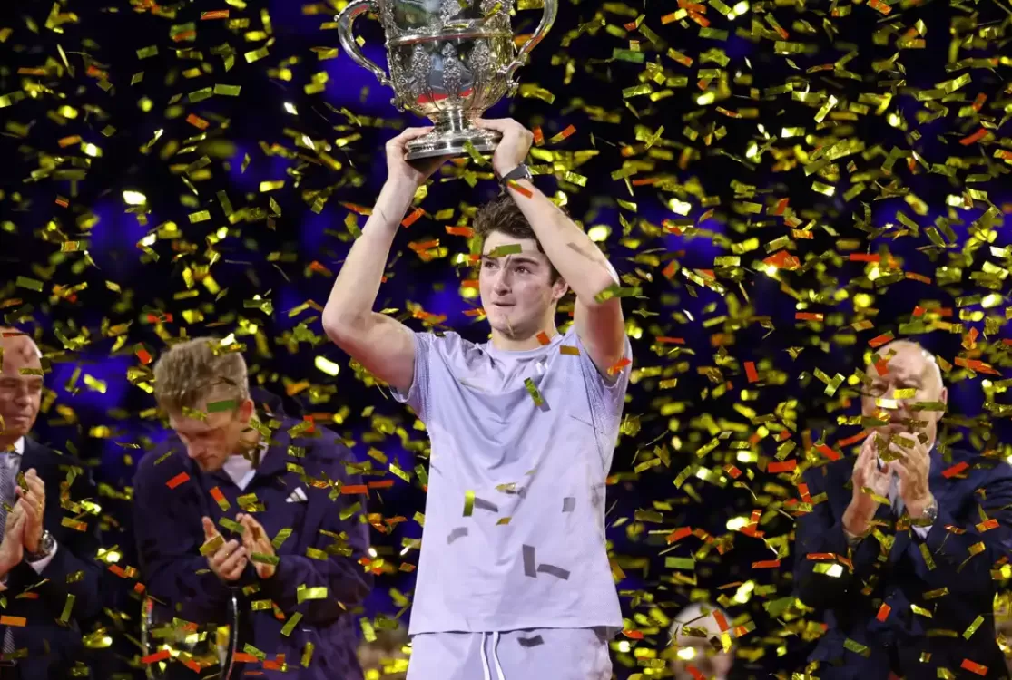 João Fonseca é campeão do ATP 500 da Basileia, o maior título de sua carreira