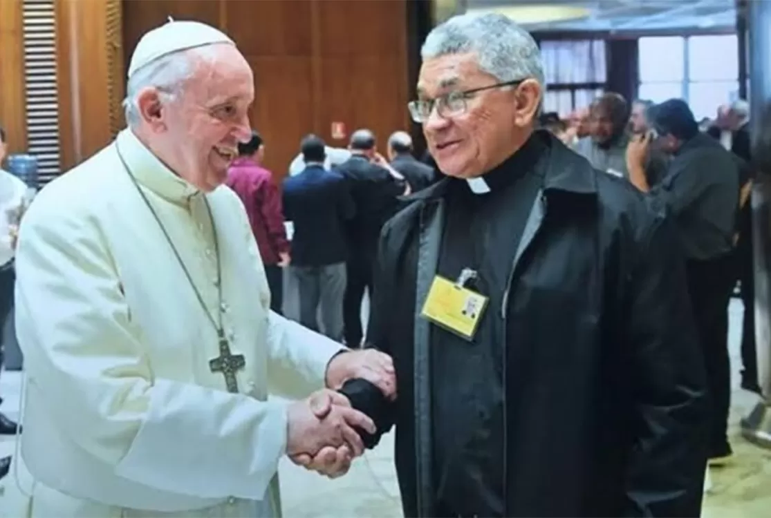 Bragança, padre e prefeito; reza e voto misturados, dia que se perde em expiação