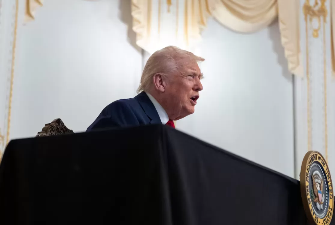 Trump diz para companhias aéreas considerarem o espaço aéreo da Venezuela fechado