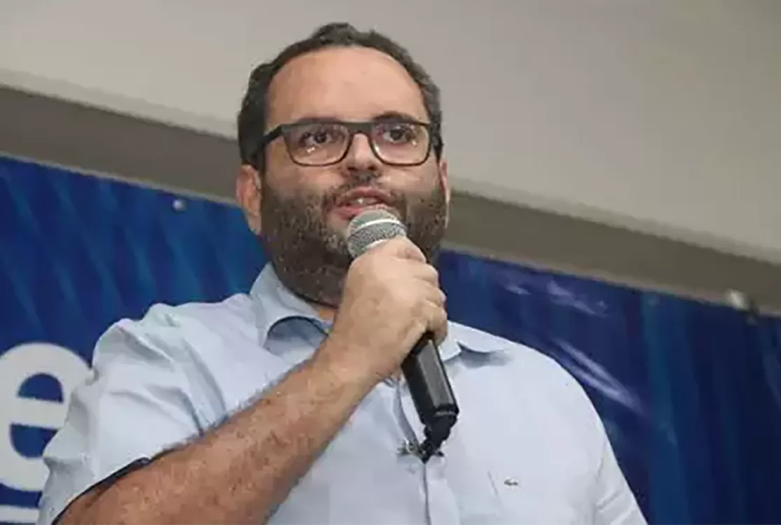 A distância entre adversários políticos é medida em R$ 50 mi. Ou um hospital.