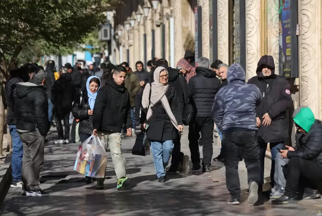 Donald Trump anuncia tarifas de 25% a países que negociarem com o Irã