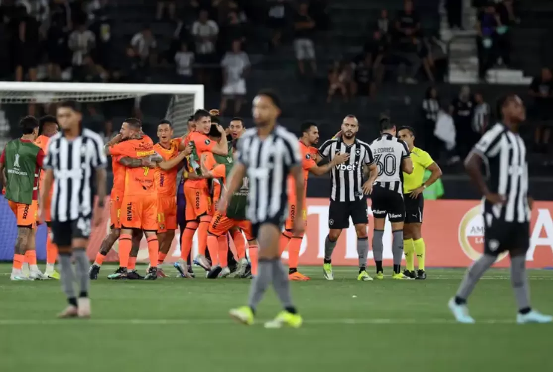 Botafogo perde em casa e fica de fora da fase de grupo da Libertadores