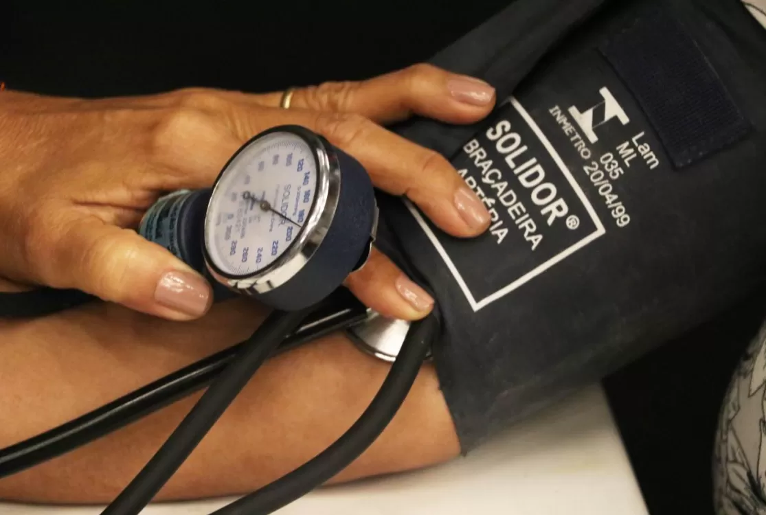 Sociedade Brasileira de Cardiologia alerta sobre cuidados com a pressão arterial