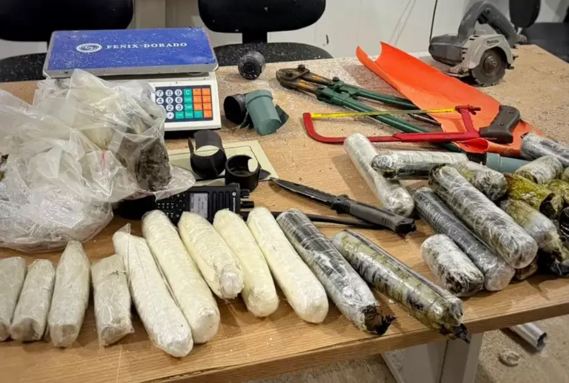 Agentes de Base Fluvial apreendem mais de 80 quilos de 'supermaconha' em barco