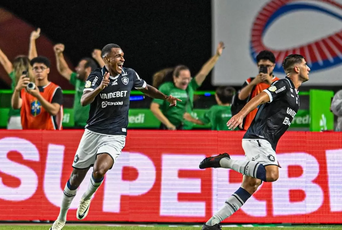 Em jogo de duas viradas, Remo vence a Chapecoense e amplia sequência positiva