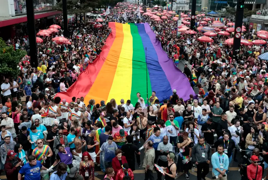 Câmara de São Paulo aprova projeto que proíbe crianças na Parada LGBT
