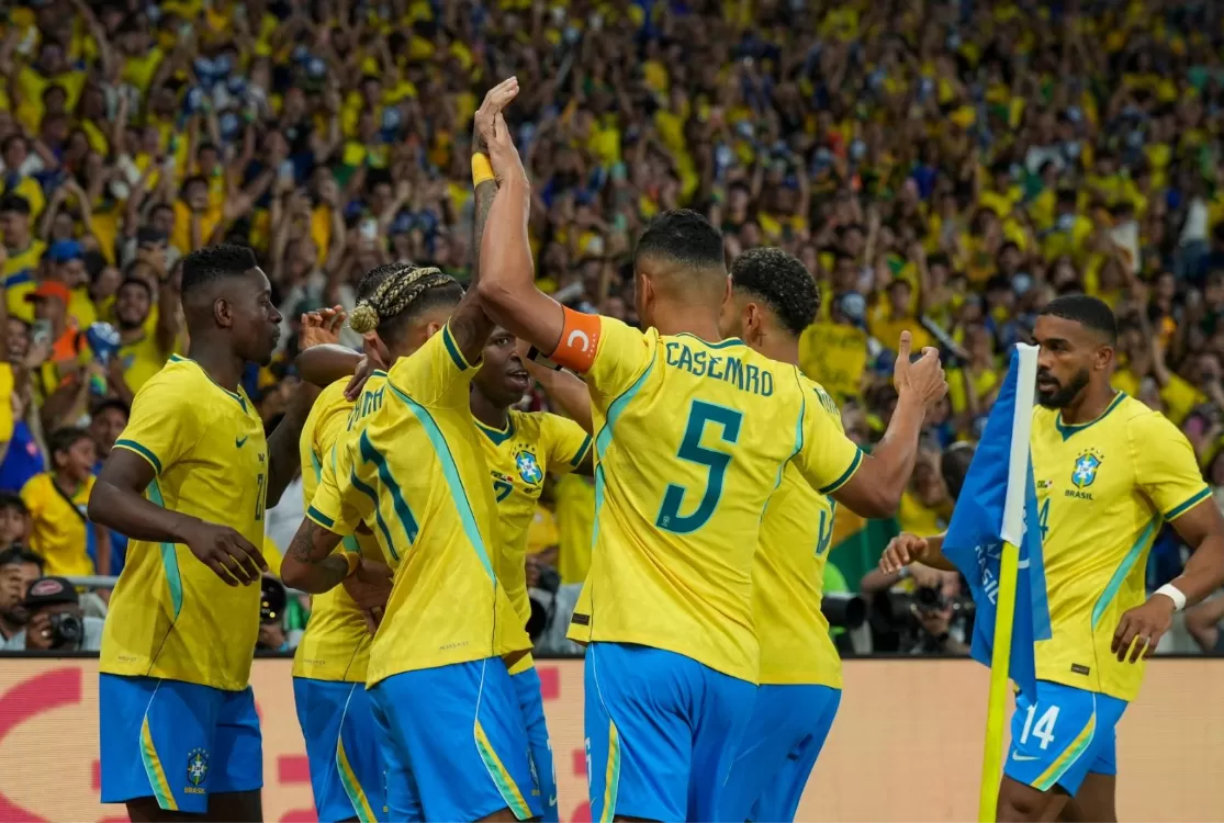 Brasil goleia Panamá em amistoso pré-Copa com chuva de gols e reservas famintos