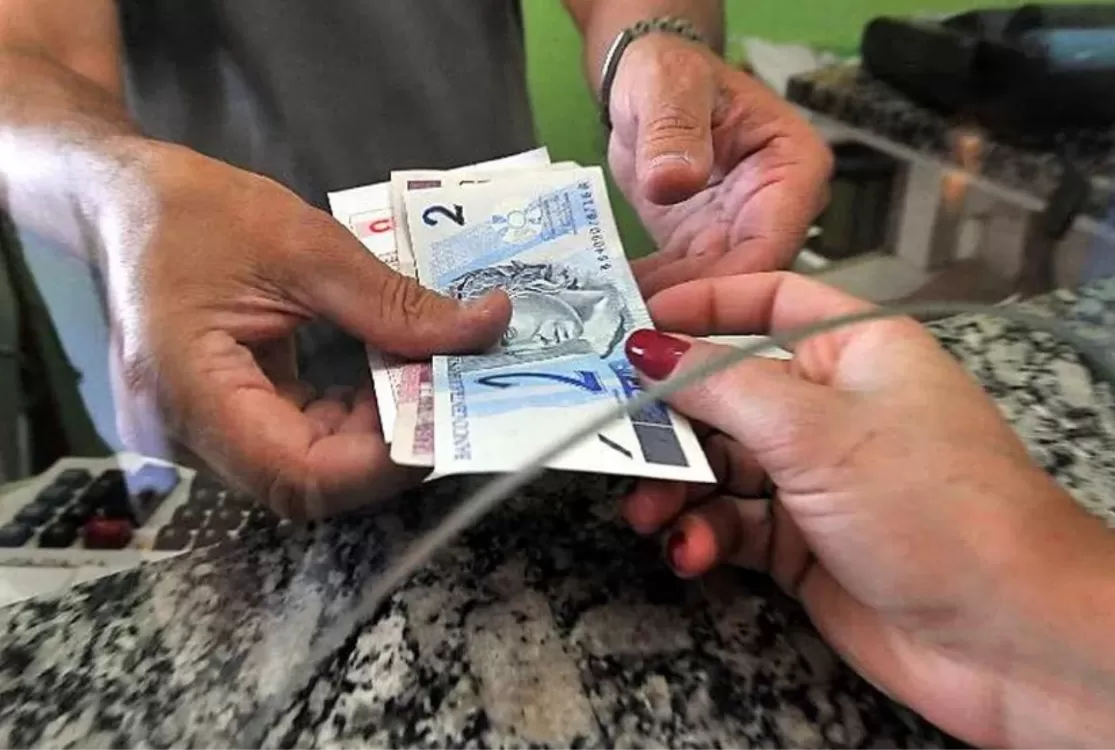 Novo Desenrola já beneficiou 6 milhões de pessoas, diz Dario Durigan