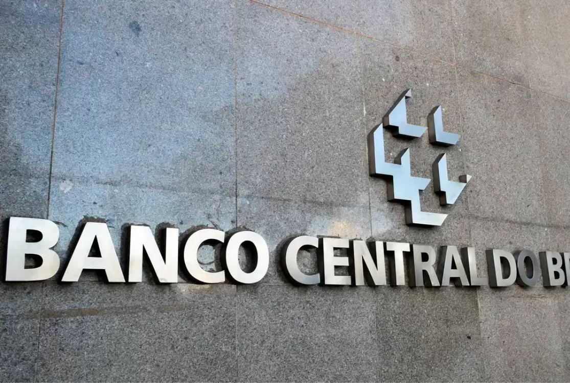 Banco Central e Receita Federal são autorizados a realizar concursos