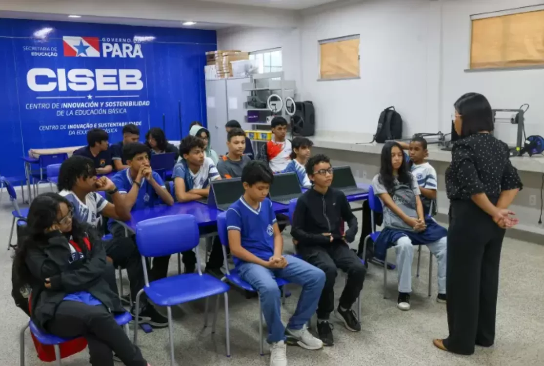 Seduc abre processo seletivo para professores nos Centros de Inovação e Tecnologia