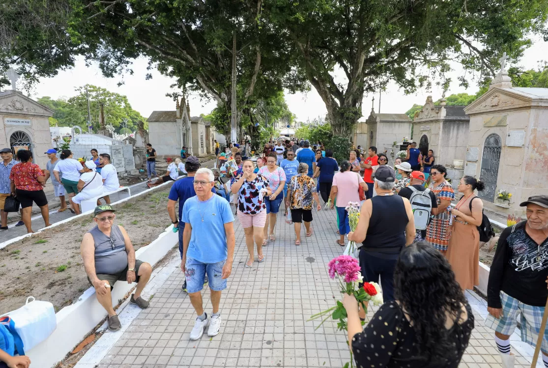 Prefeitura divulga horário especial dos cemitérios no Dia de Finados