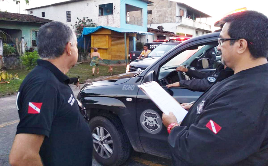 Read more about the article “Mandatos de Polícia operam como cheque em branco no Brasil”, afirma especialista