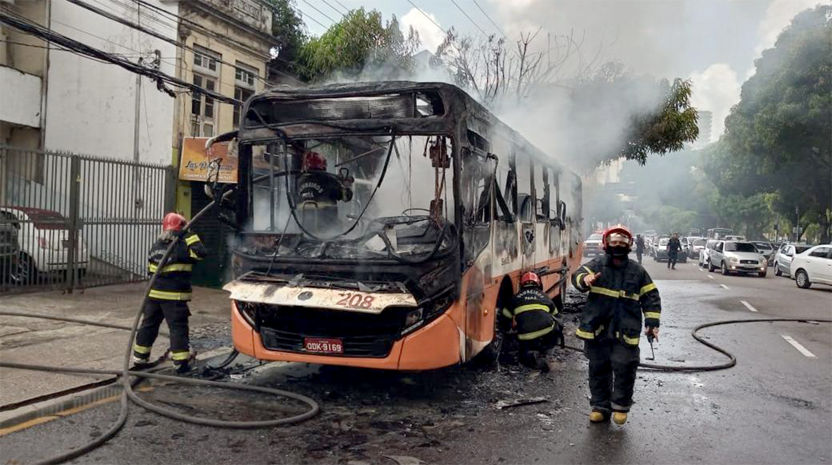 Read more about the article Frota de ônibus em Belém conta idade média de 8 anos, mas é transtorno diário para passageiros