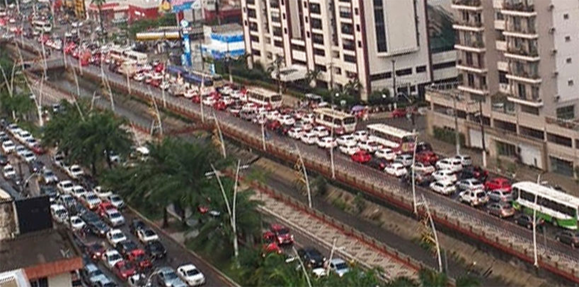 Read more about the article Belém trânsito em transe, ou, o pior lugar do mundo é aqui.  Afinal, até quando “eles” farão de nós o que bem entendem?