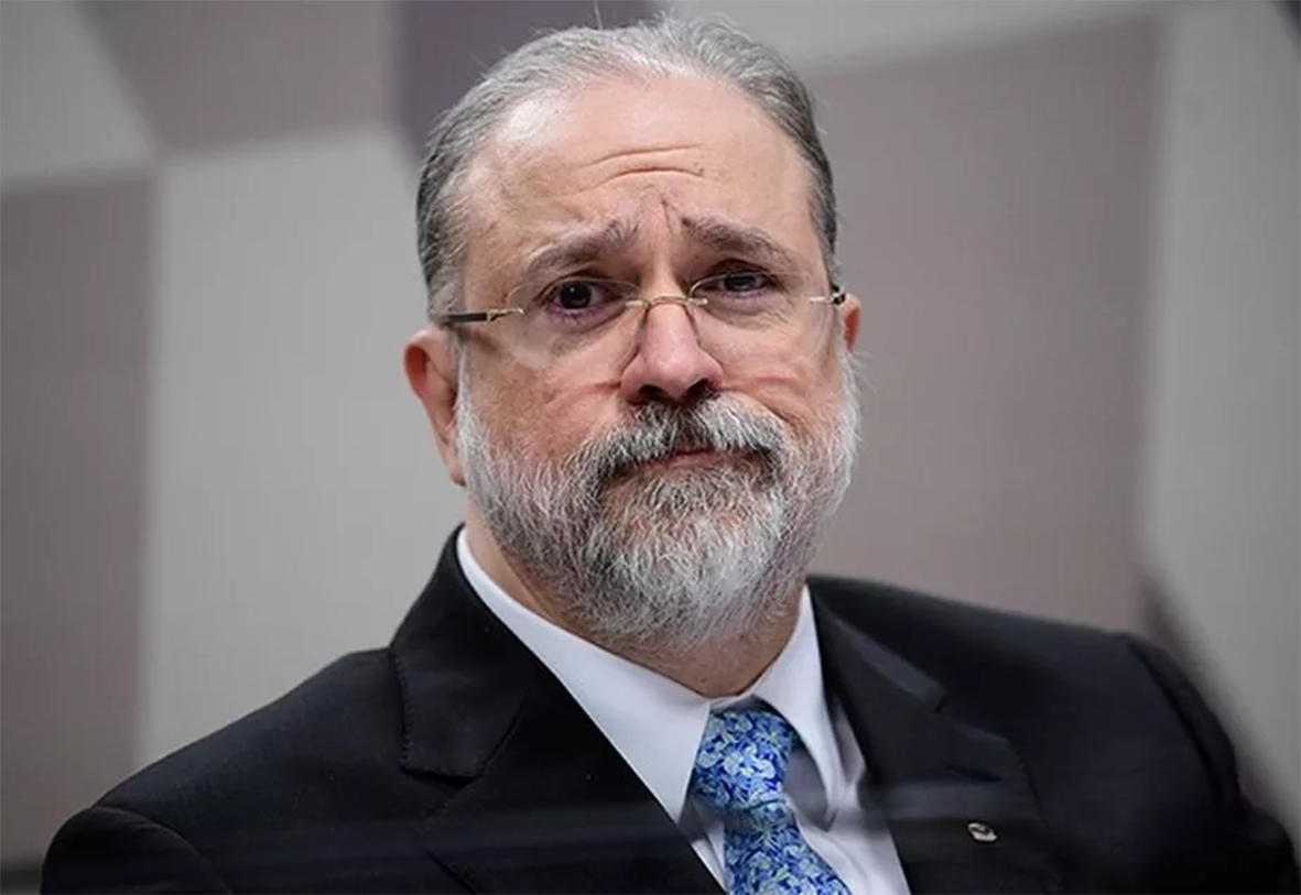Read more about the article PGR questiona norma aprovada pela Alepa que integra cargo de delegado de Polícia a carreiras jurídicas