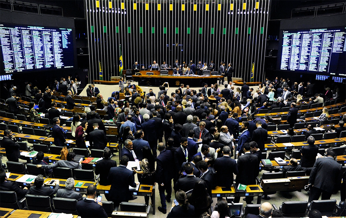 Read more about the article Dois deputados federais do Pará não apresentaram um projeto sequer em quatro anos, segundo o Portal da Transparência