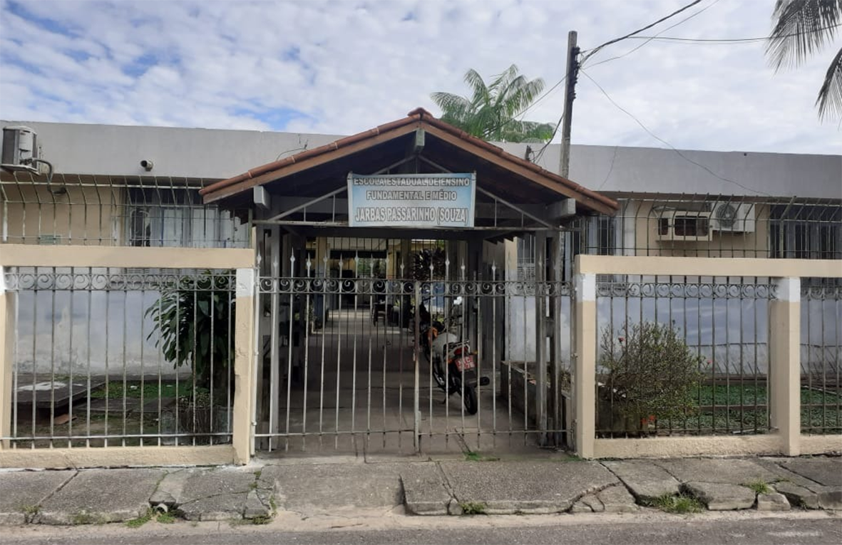 Read more about the article Propaganda coloca Pará como ‘ilha da fantasia’ na educação,  mas realidade nua e crua aponta exatamente o contrário