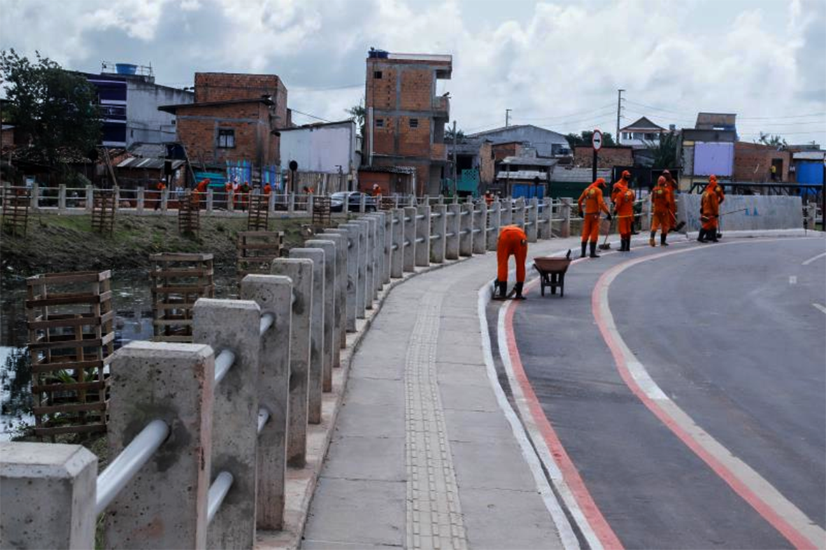 Read more about the article Moradores negam interdição de rua em Canudos, alegam  ‘falta de segurança’ e justificam medida como ‘legal’