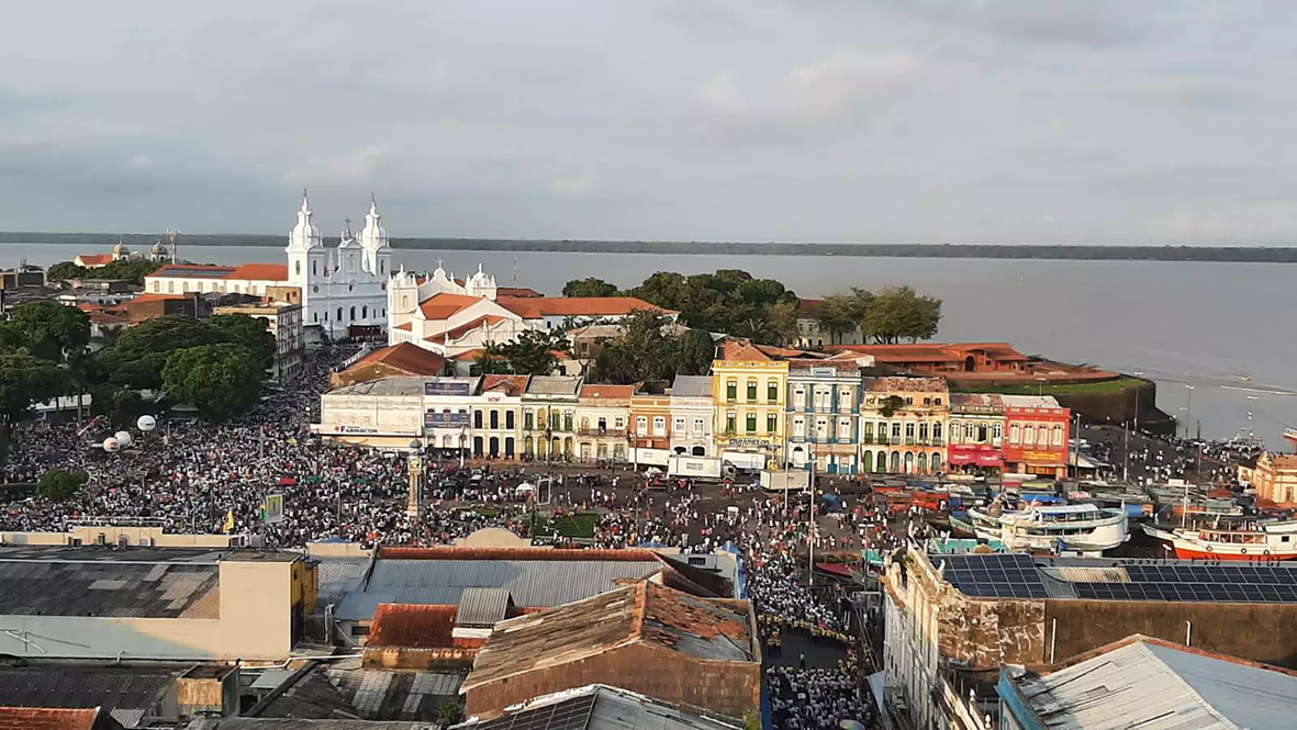 Read more about the article Bolsonaro é ungido por bispo na chegada da Romaria Fluvial e torna nota oficial da arquidiocese apenas ‘peça retórica’