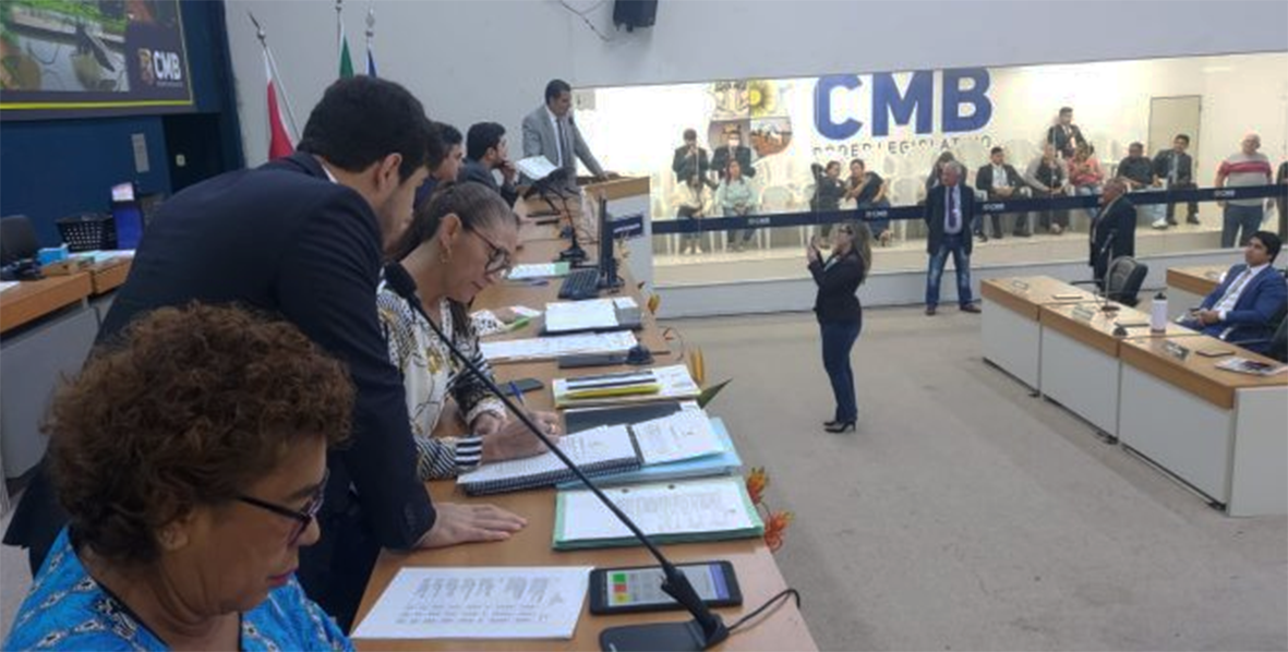 Read more about the article Câmara autoriza e sonho de tornar Belém ‘cidade inteligente’ leva prefeito Edmilson Rodrigues a Barcelona, Espanha
